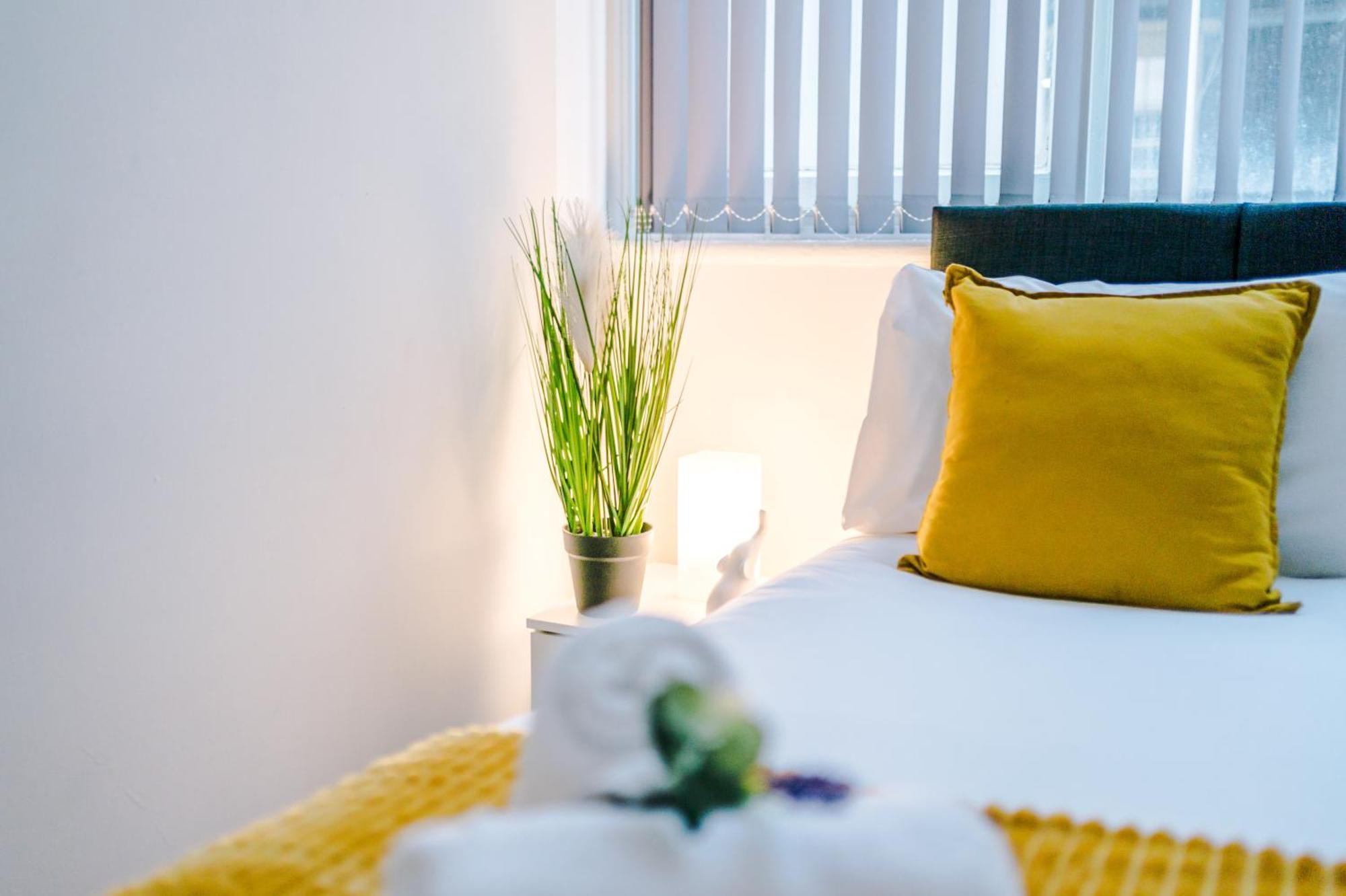 Modern 2-Bedroom Apt In The Heart Of City Centre Liverpool Exterior photo