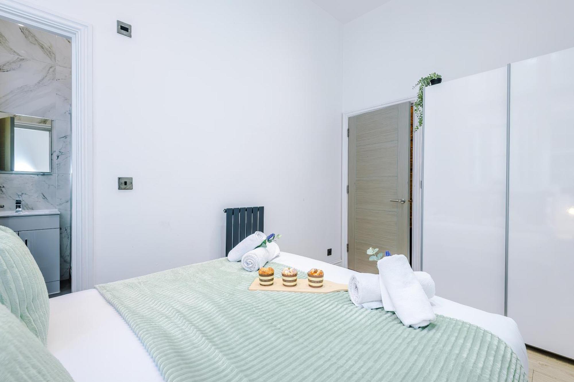 Modern 2-Bedroom Apt In The Heart Of City Centre Liverpool Exterior photo